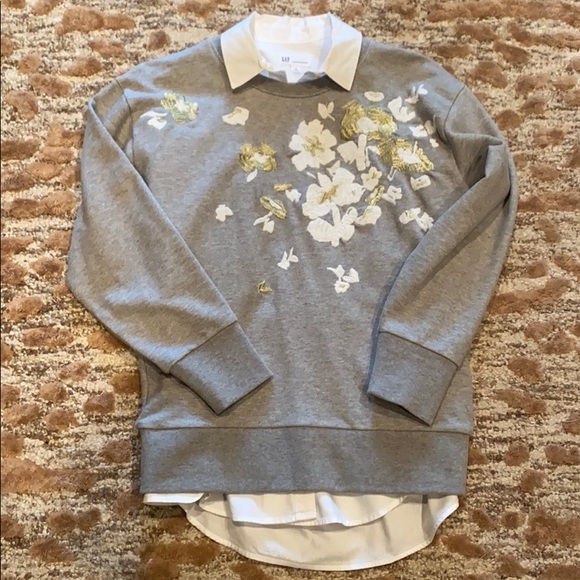 Gap Fitted Boyfriend Button Down- Sz Small EEUC - Picture 4 of 4